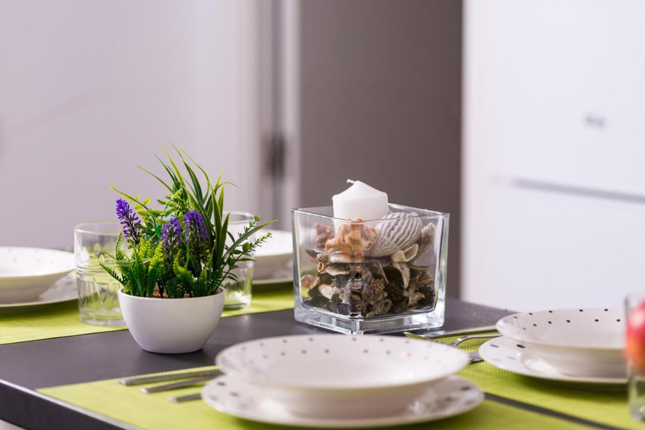 Cozy 3 Bed Apartment In The Heart Of Alicante Exterior foto